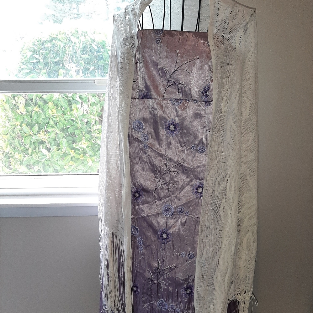 Embroidery purple dress